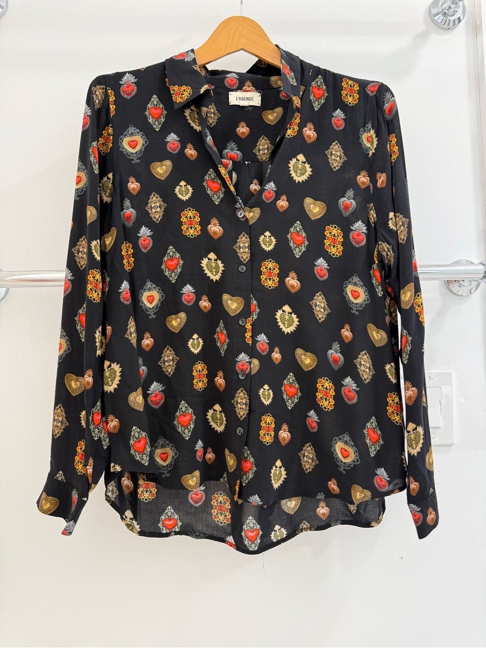 L'AGENCE Black Button-Down Shirt with Red & Gold Heart Medallions - Picture 3 of 4